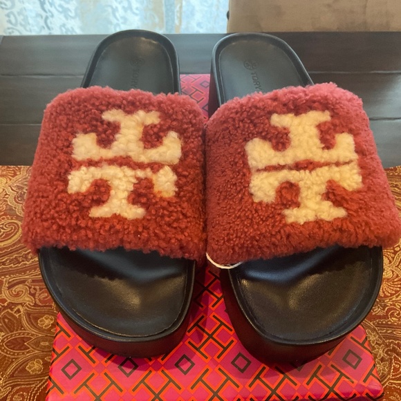 Tory Burch Shoes - TORY BURCH DOUBLE “T” SHEARLING FLATFORM SLIDE SANDAL  BNIB, MSRP$298
